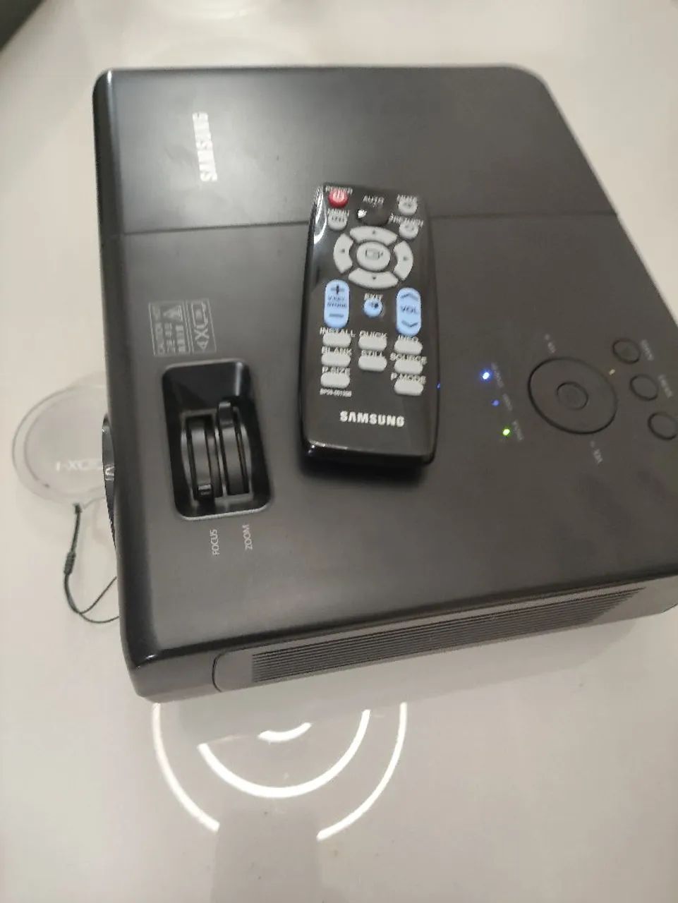 Vendo projetor Samsung  - Foto 4