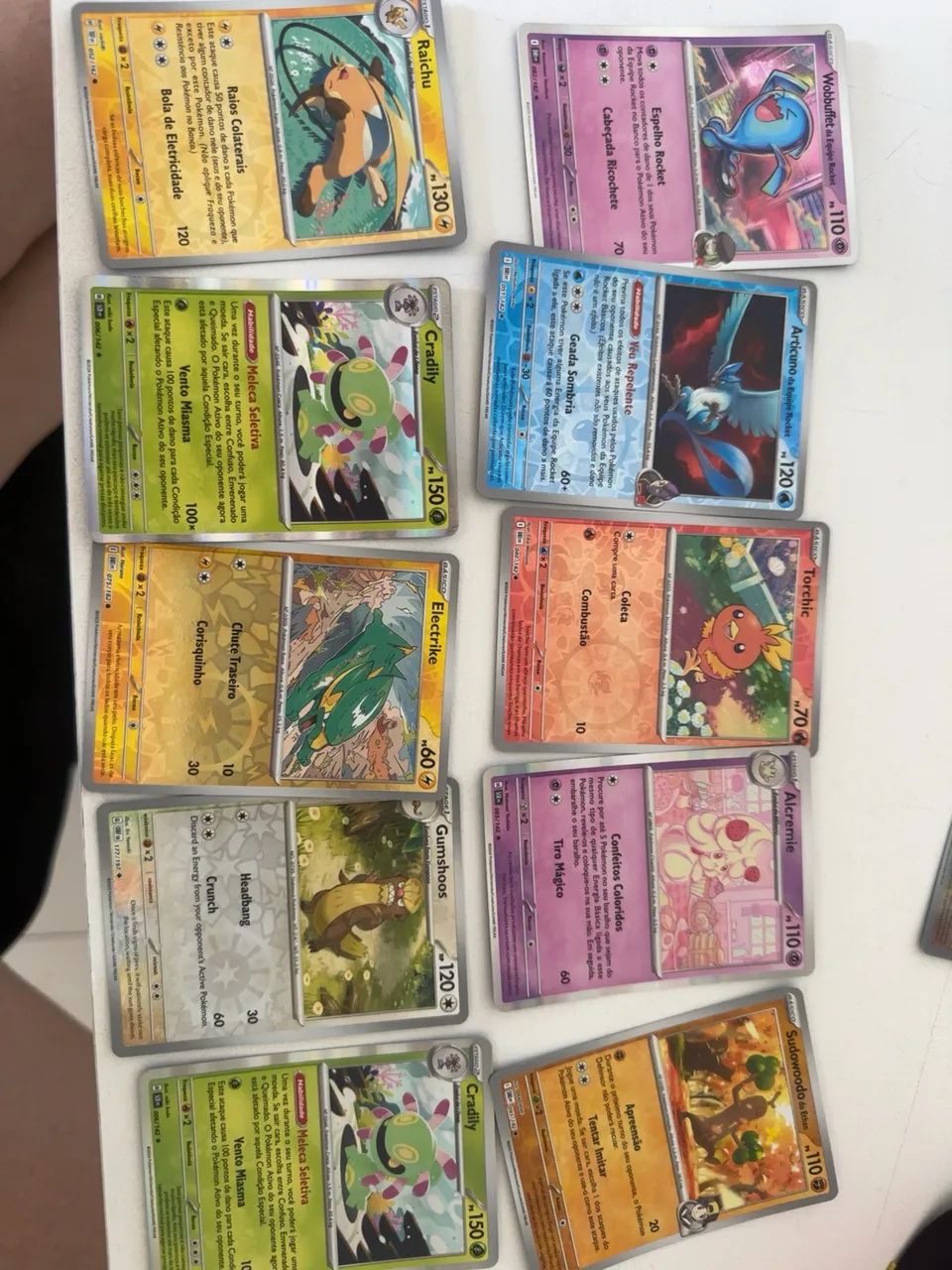 Lote com 50 Cartas Pokémon Originais - Reverse Holo e Equipe Rocket - Foto 5