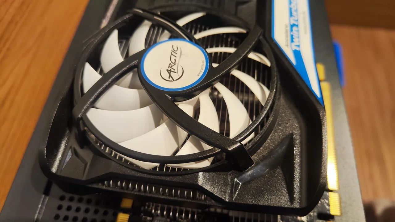 Placa de vídeo GTX 760 2GB  - Foto 2