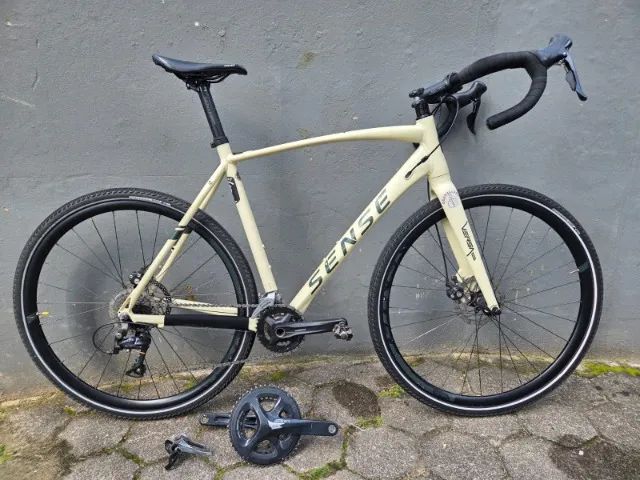 Bicicleta Gravel Sense Versa Comp Creme