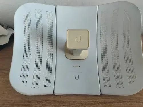ANTENAS UBIQUITI FECHADA USADA