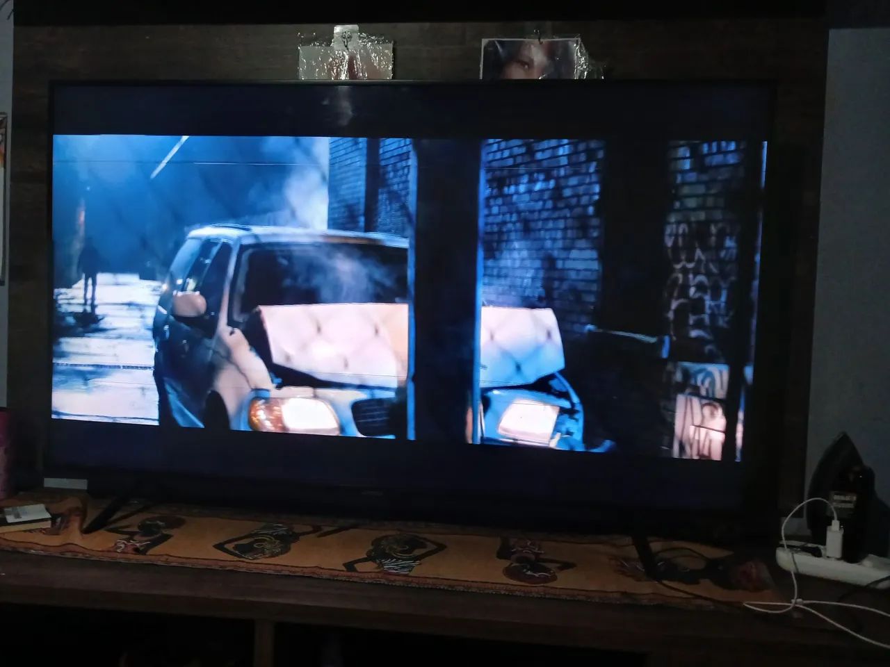 Tv Samsung smart linda 65 polegadas um risco imperceptível na tela aceito uma menor c volt - Foto 5