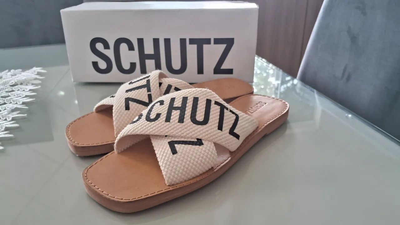 Vende-se Rasteirinha Schutz Original  - Foto 2