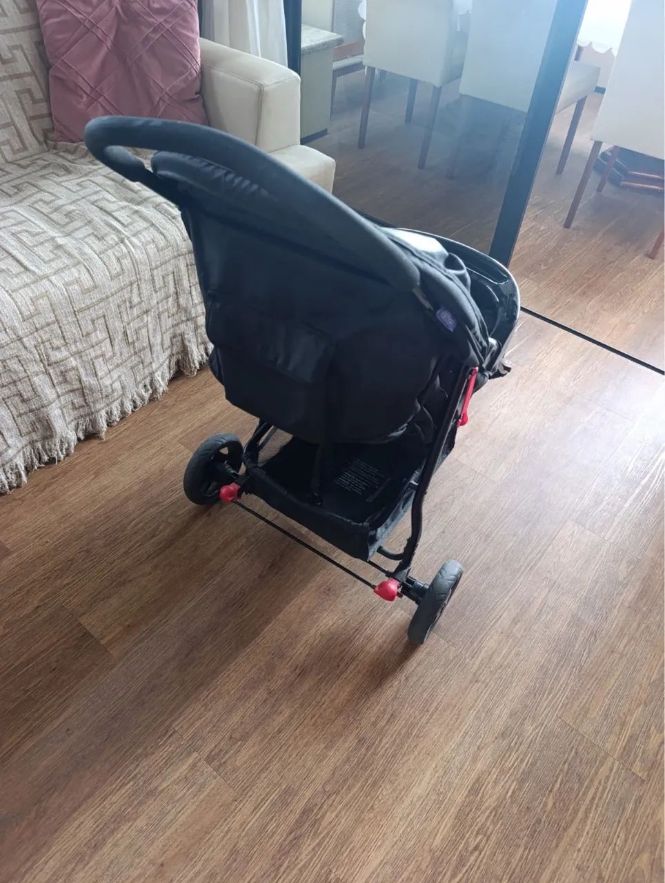 CARRINHO DE BEBÊ SUPER NOVO - Foto 3