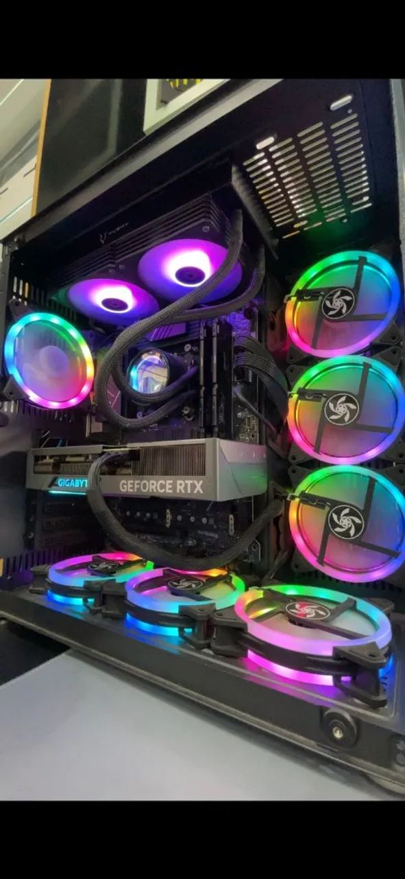 PC Gamer i7 14700k RTX 4070 S