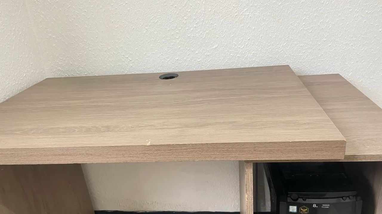 Vendo essa mesa de escritório