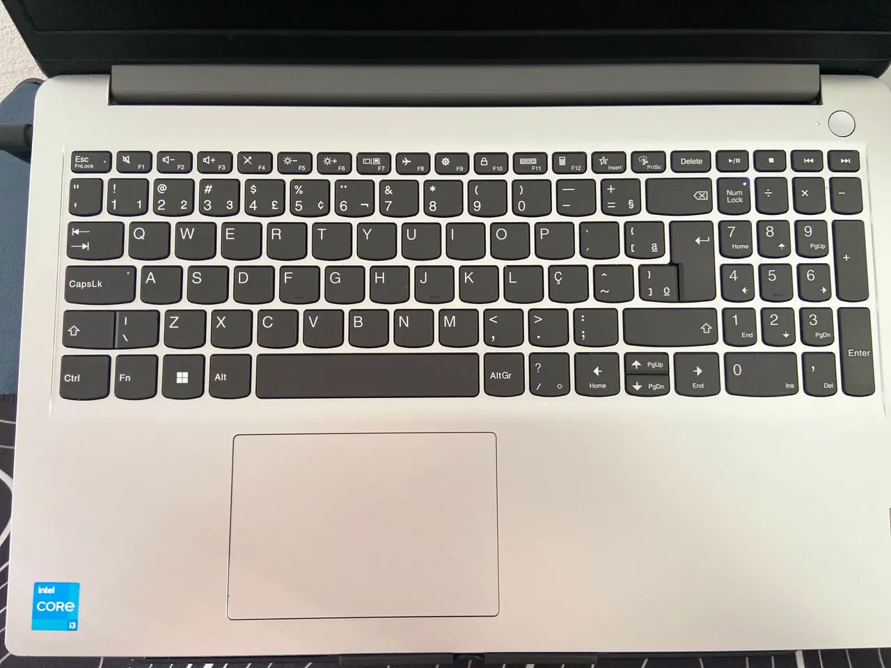 Notebook Lenovo IdeaPad 1 i3-12ª geração 8GB RAM 256 SSD - Foto 5