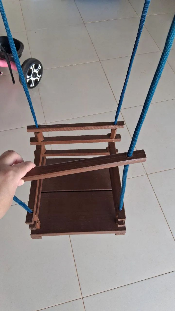 Balanço infantil de madeira - Foto 4