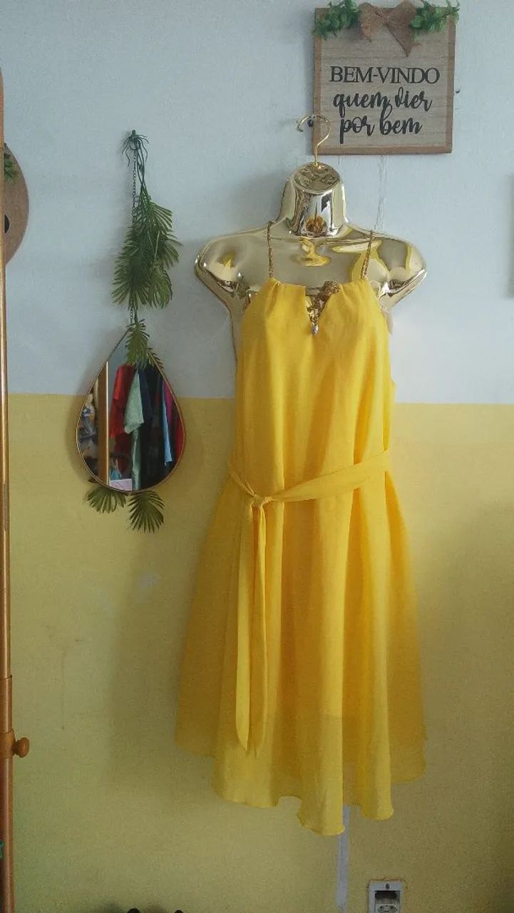 Vestido semi novo