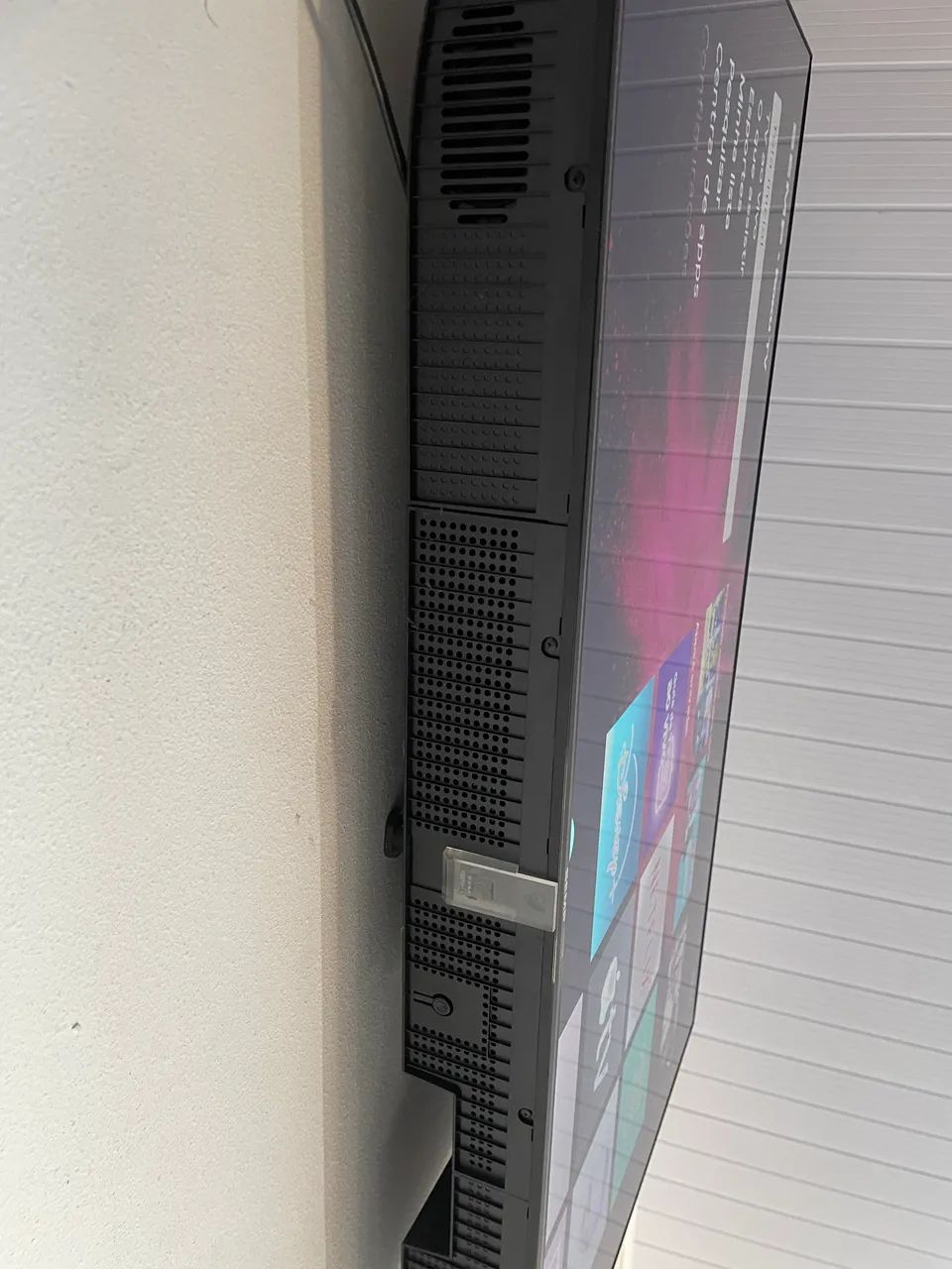 Vende-se TV 43 Polegadas SMART SEMP ROKU,  - Foto 5