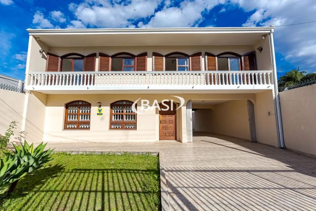 SOBRADO / CASAS NO PRADO VELHO
