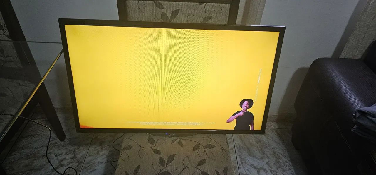 Tv AOC 32" LEIA A DESCRIÇÃO!!! - Foto 2