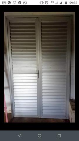 Porta de alumínio ( usada)