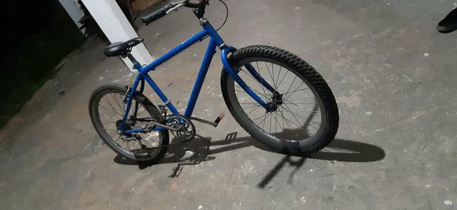 Vendo bicicleta aro 24 - Foto 4