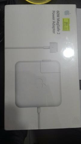 Carregador de macbook Pro