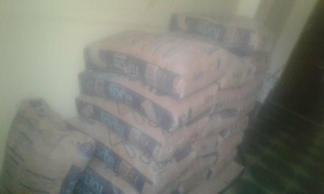 Vendo 19 sacas de cimento 480 reais - Foto 2