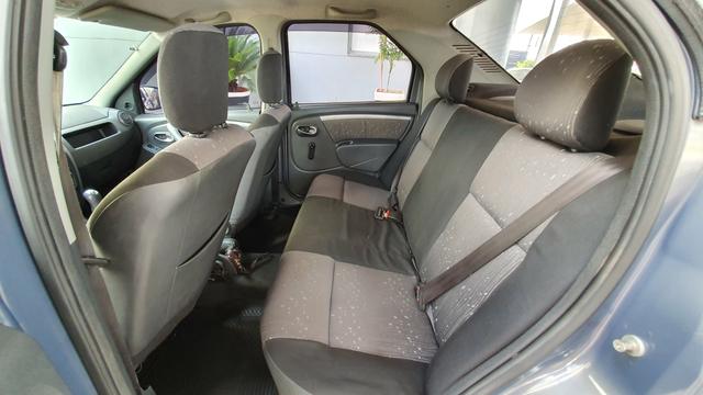 Renault Logan Expression 1.0 Hi-Flex 2012 Manual Completo - Foto 19