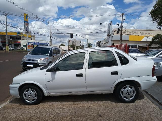 Gm - Chevrolet Corsa Sedan 1.0 8V 71CV 4P - Foto 11