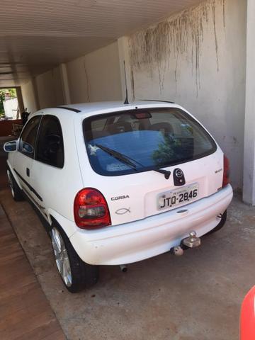 Vendo corsa 1.6 rodas aro 17?? - Foto 2