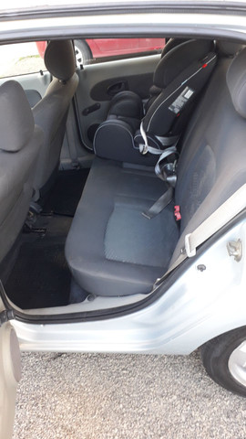 Vendo ou troco Clio sedan 2004 completo - Foto 6