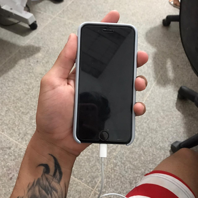 IPhone 8. 1900 pra vender logo - Foto 5