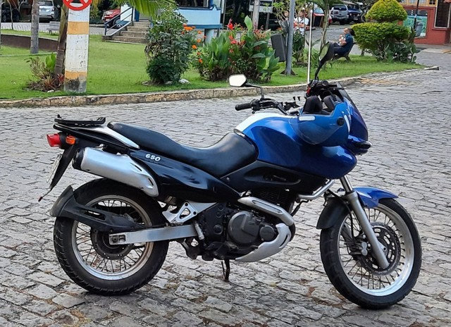 SUZUKI FREEWIND 650CC