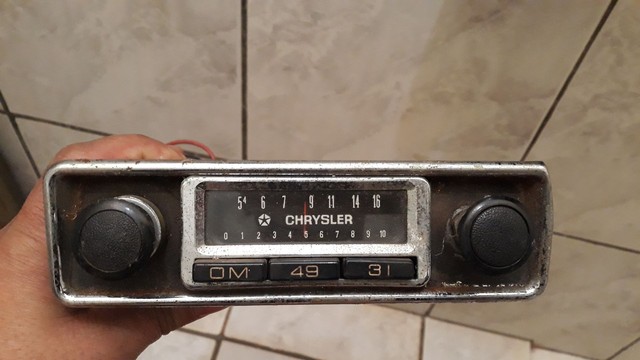 Rádio antigo Chrysler funcionando... RARIDADE!!!