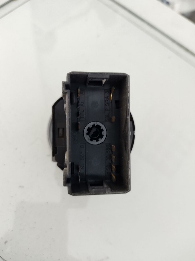 Botao Luz Farol Milha 5u0941531r  Gol Saveiro Voyage G7 - Foto 3