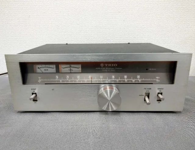 TRIO AM-FM Stereo Tuner KT-5300-