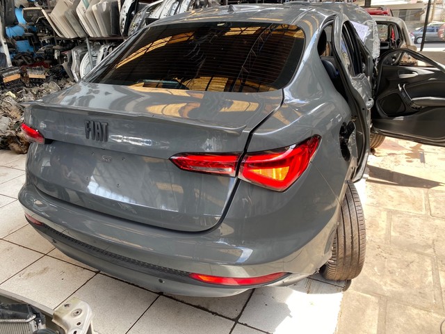 Cronos 1.8 e tork Automático 2020 com 17 mil km  - Foto 3