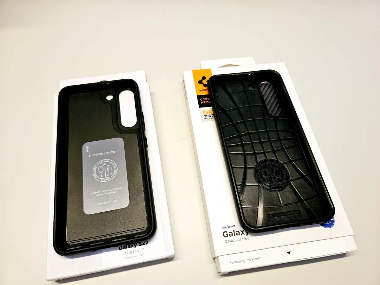Duas capas Spigen para Samsung S22 - Foto 3