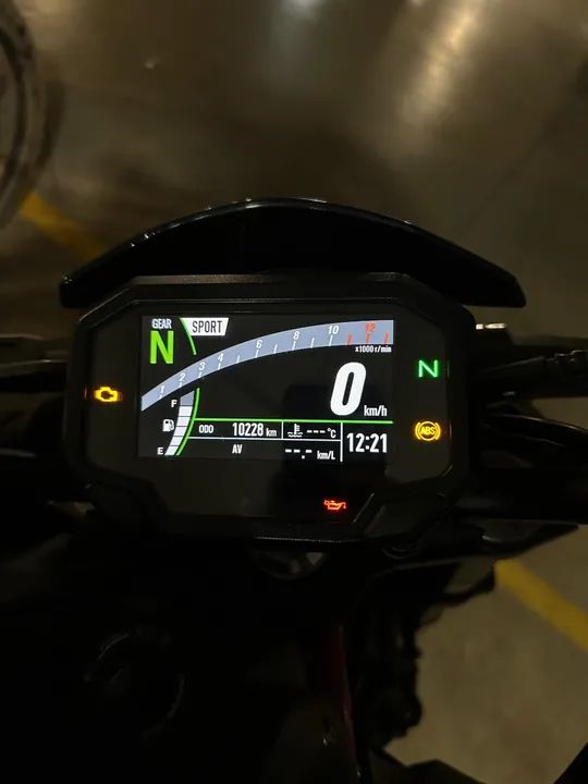 Kawasaki Z900 - Foto 3