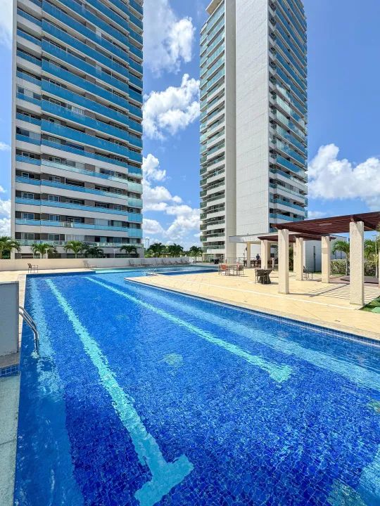 Edifício Lafitte, Guararapes, 110m2, Andar Alto, 3 Suítes, DCE, 2 Vagas, Lazer Completo.