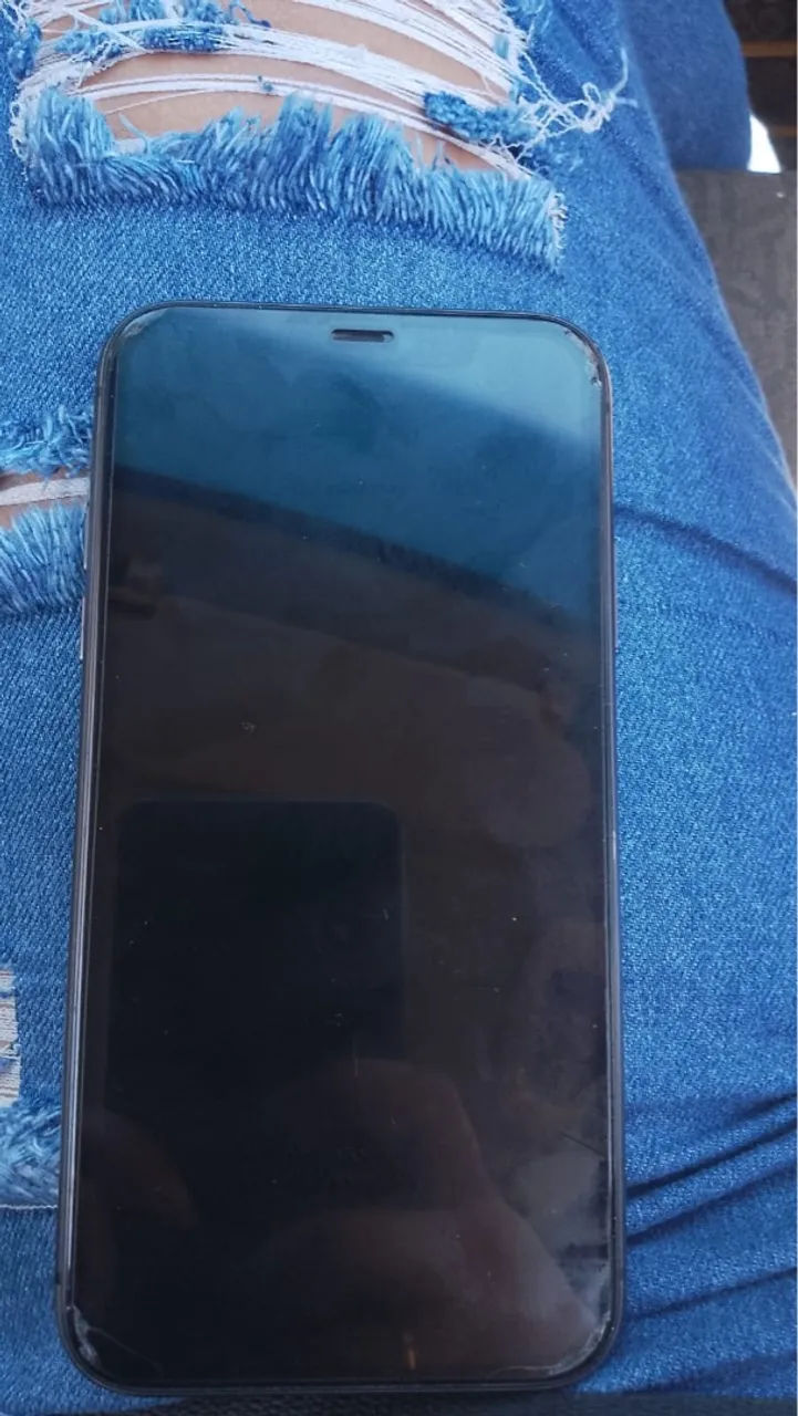 Vendo iphone 11 exelente