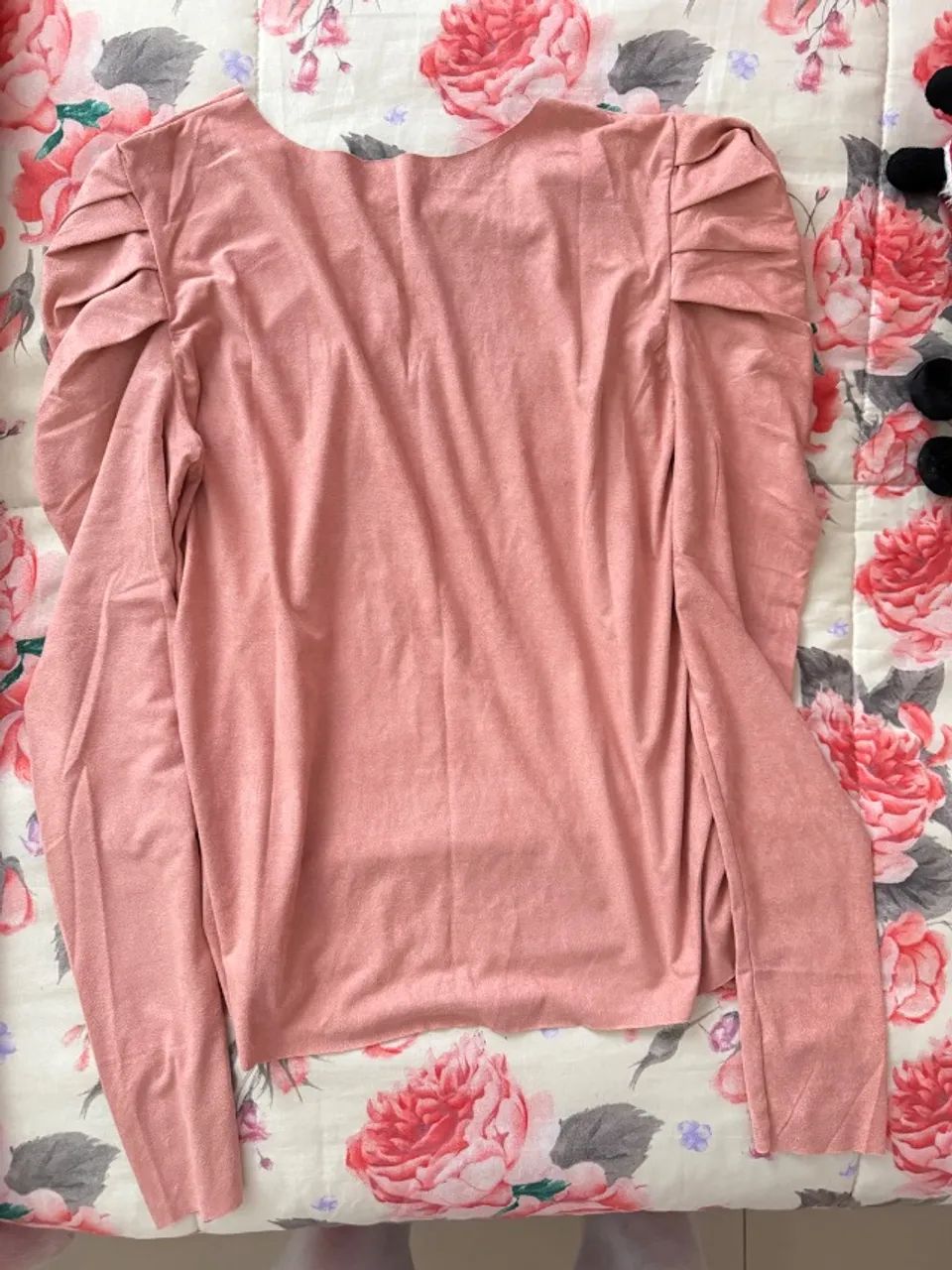 Blusa manga longa rosa de veludo - Foto 2