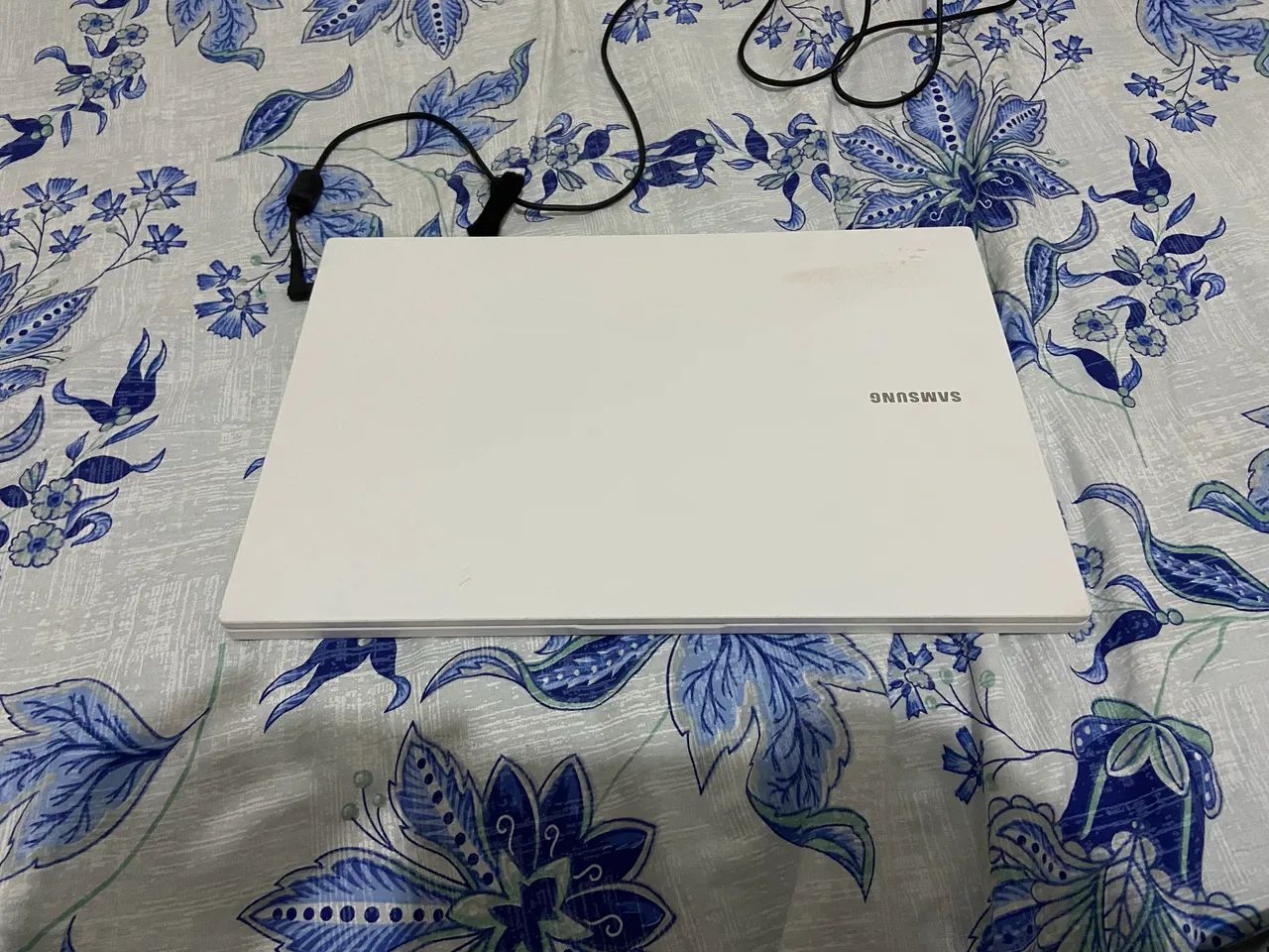 Selling Intel Celeron Notebook64385503323778120