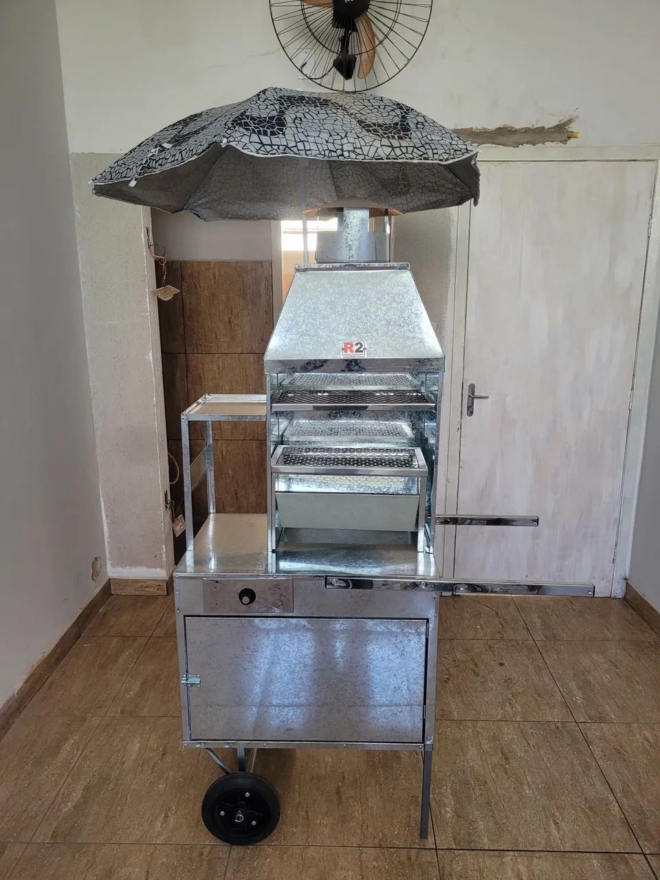 Churrasqueira Completa para Churrasquinho Espetinho - Foto 2