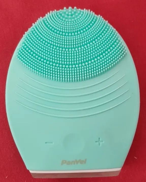 Massageador facial Novo