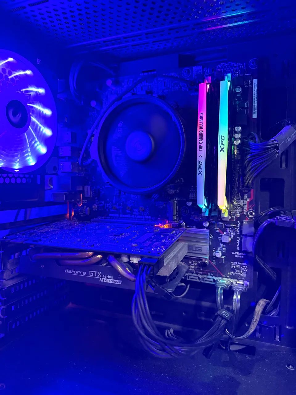 Pc gamer ryzen 5 1600af 16gb ddr4  - Foto 2