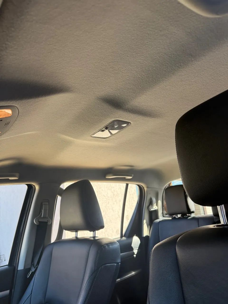 Hilux Srv 2020 - Foto 2