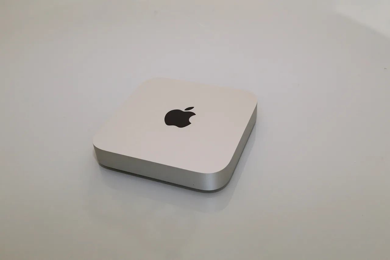 Mac Mini M2 16Gb RAM e 512Gb Armazenamento - Computadores e