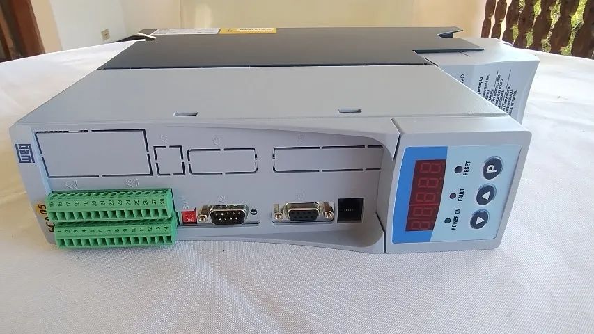 Servo Drive marca WEG