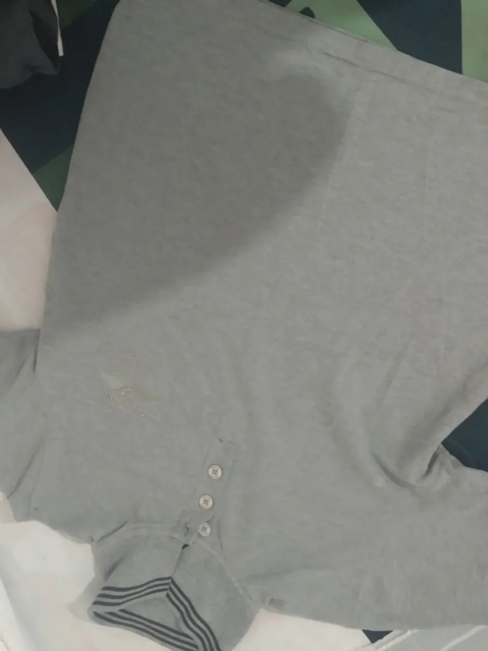 4 camisas masculinas 20 reais  - Foto 2