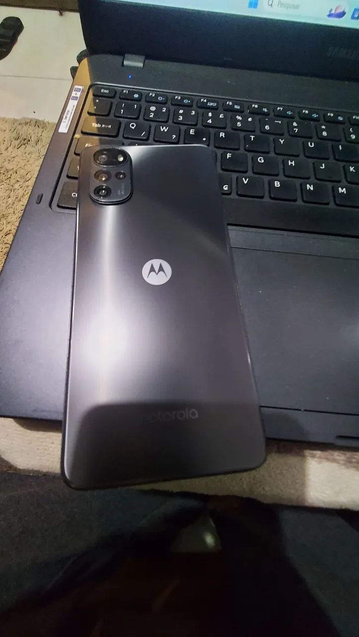 Telefone zerado aceito cartão também 