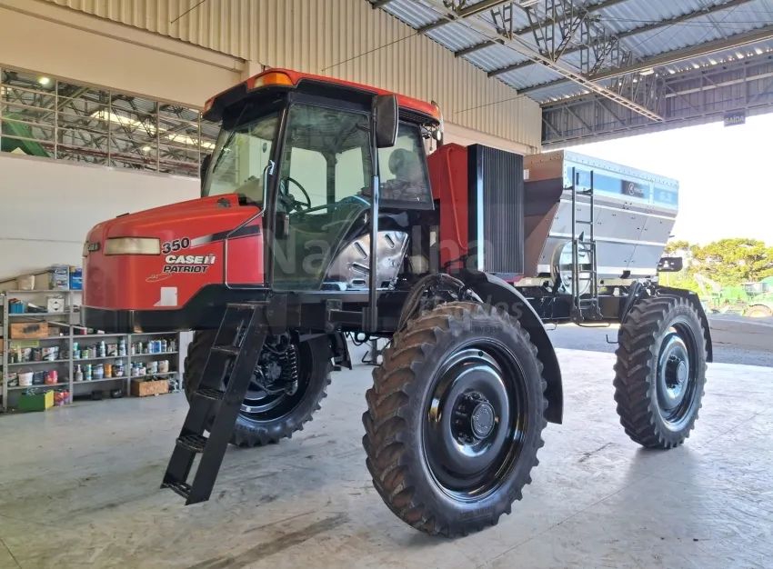 Case Distribuidor de S lidos Autopropelido Patriot 350 Sólidos
