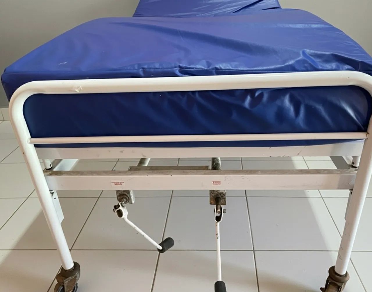 CAMA HOSPITALAR COM COLCHÃO 
