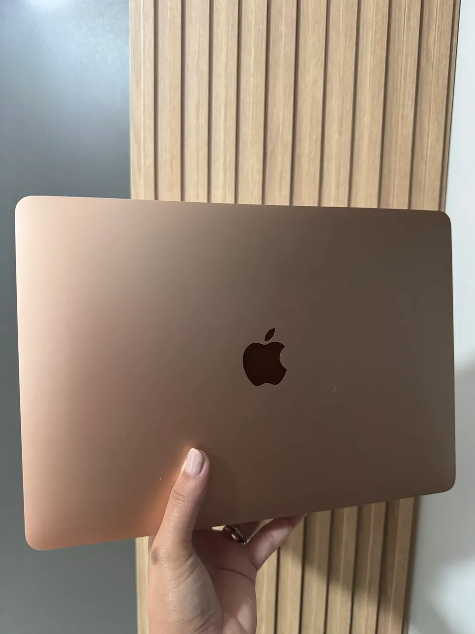 macbook air gold