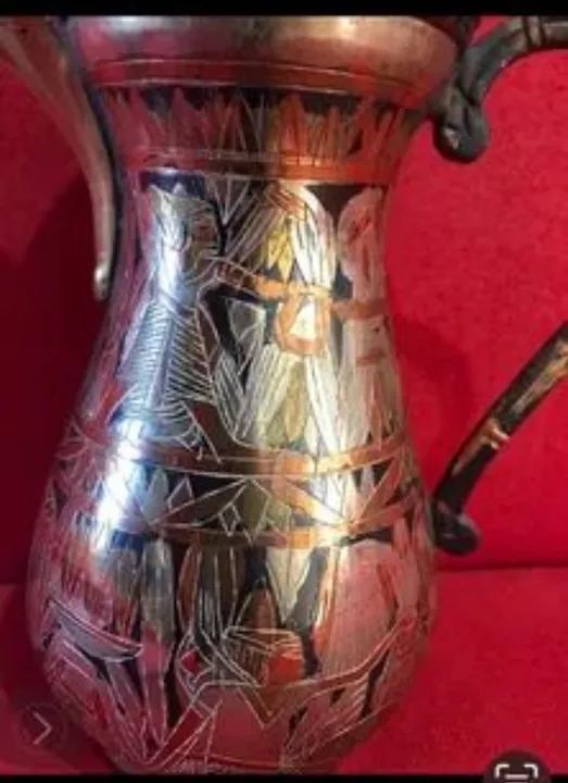 Bule de Metal antigo com Desenho Egípcios - Foto 4