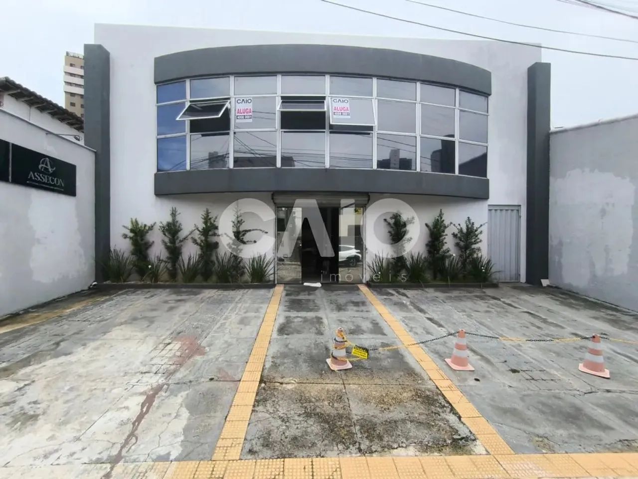 Ponto comercial em Tirol