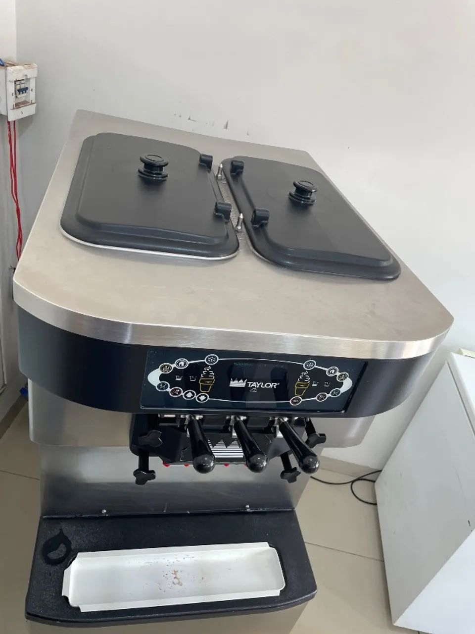 Máquina de sorvete taylor - Foto 2